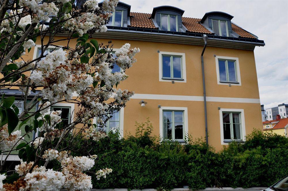 Maude'S Hotel Enskede Stockholm Exterior photo