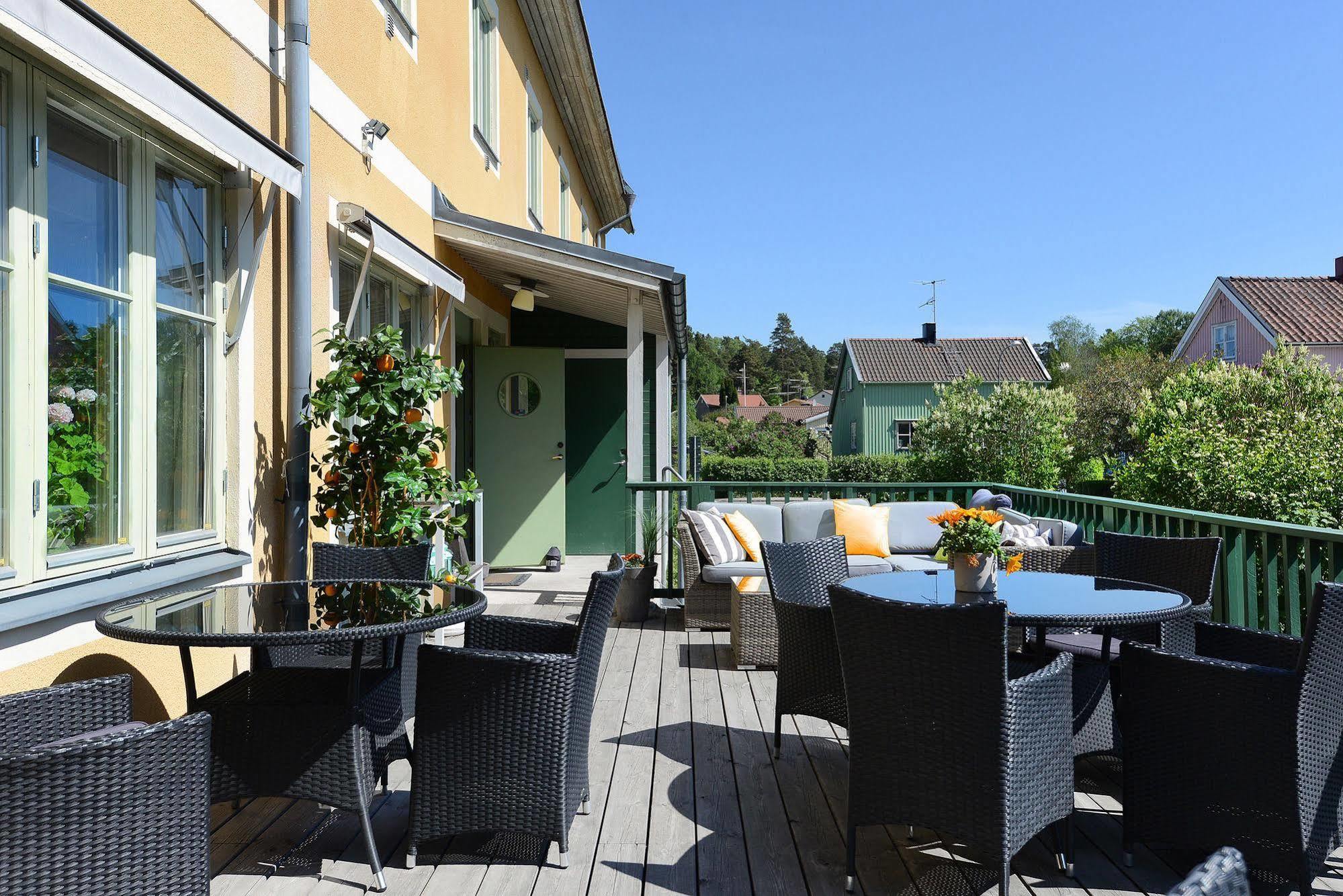 Maude'S Hotel Enskede Stockholm Exterior photo